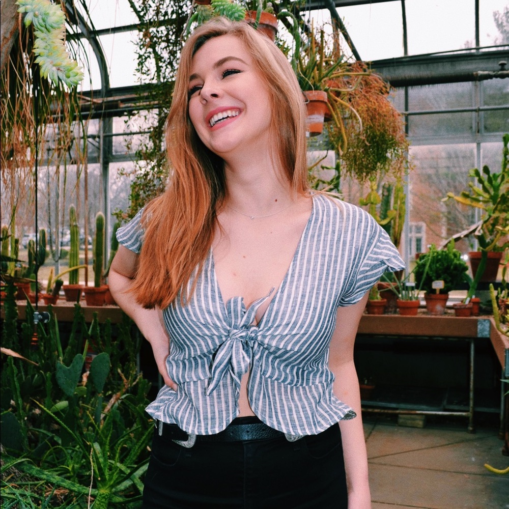 Scarlett Tie Top